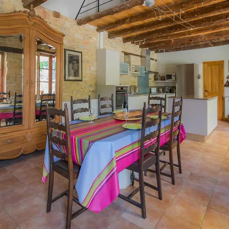 Mansion In With Private Pool, Cleaning Included * Lavercantiere