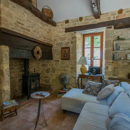 Dordogne Poolside Escape, Cleaning Included Lavercantière