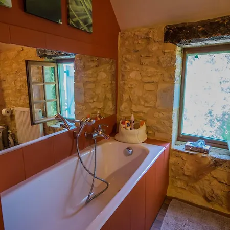 Mansion In With Private Pool, Cleaning Included * Lavercantiere