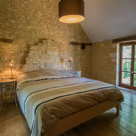 Dordogne Poolside Escape, Cleaning Included Lavercantière