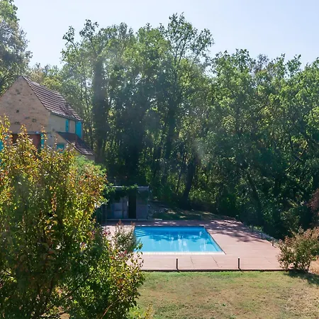 Dordogne Poolside Escape, Cleaning Included